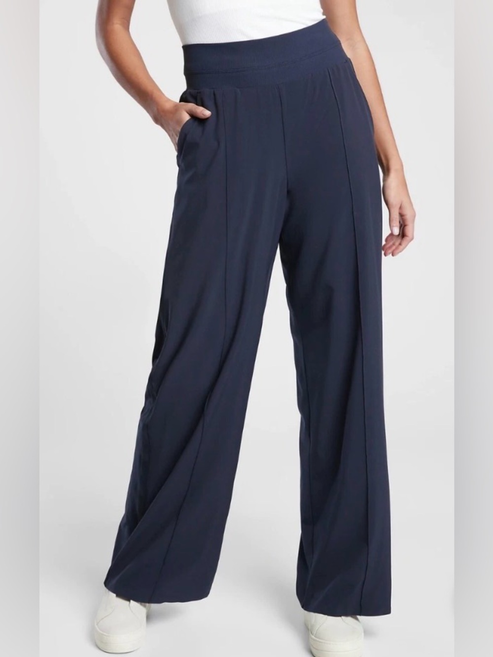 NWOT Athleta Nolita Wide-Leg Pant 4T